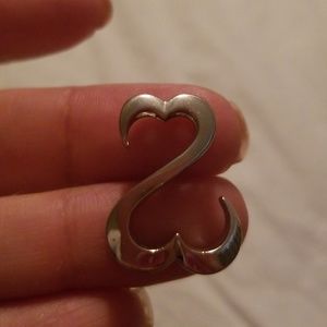 Double heart pendent